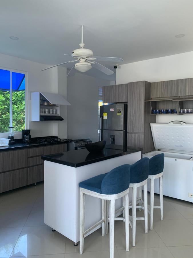 الشقق الفندقية سانتا فيرونيكافي  Casa Blanca Malibu المظهر الخارجي الصورة